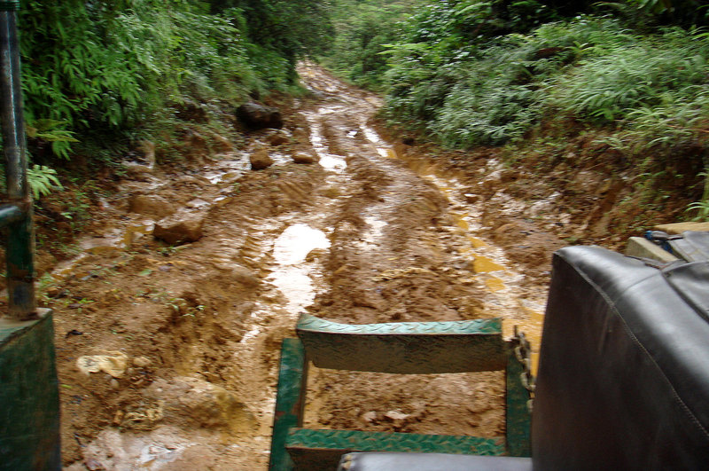 Transport Tractor to Rara Avis (Costa Rica)