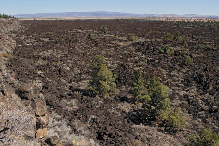 Devil's Homestead Lava Flow / Lava Beds National Monument