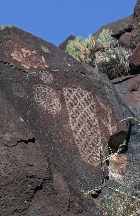 Petroglyph at Little Petroglyph Canyon (California)