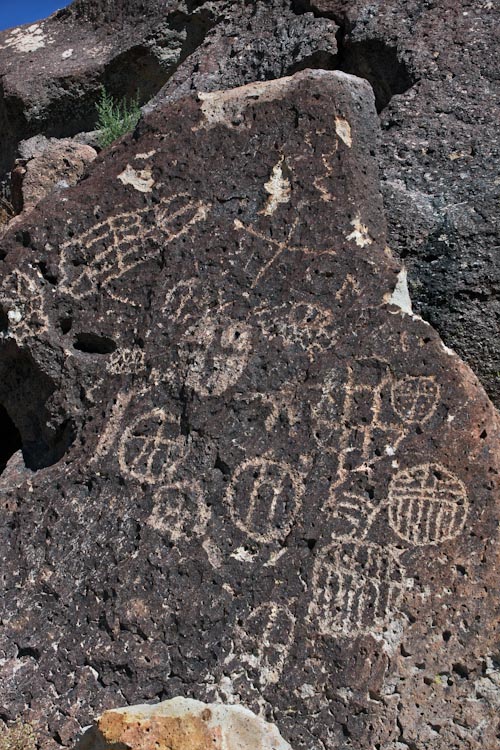 Petroglyph / Chidago Site (California)