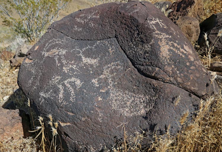 Petroglyphs / Terese Site (California) Petroglyphs / Terese Site (California)