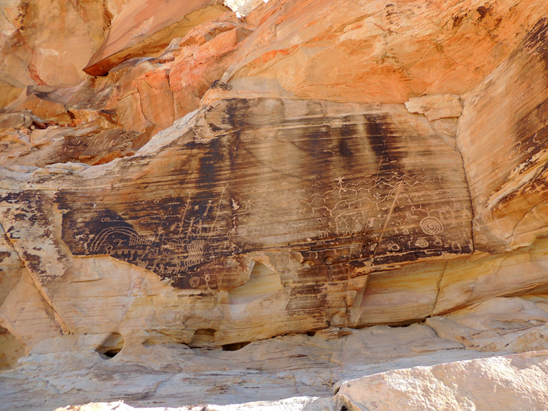 Whitney-Hartman Petroglyphs-17-Whitney-Hartman/Falling Man Site, 'Lower Wall'