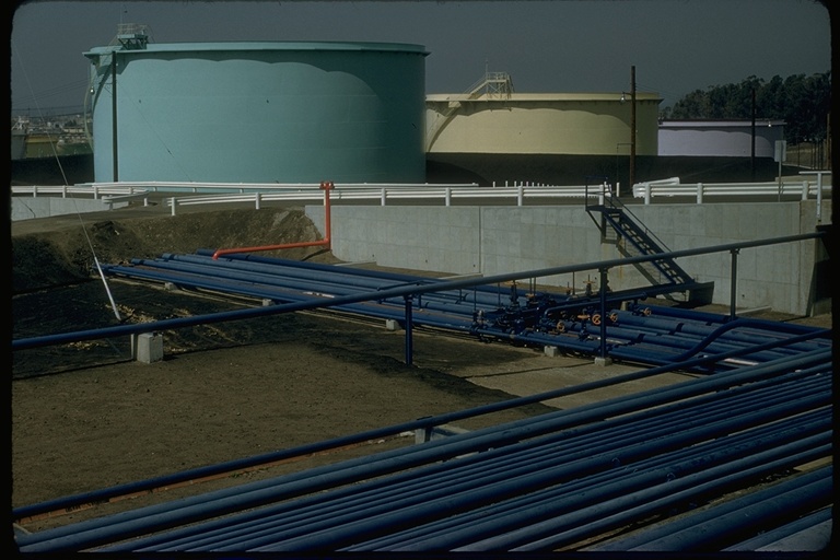 tanks and pipes, Union Oil Company