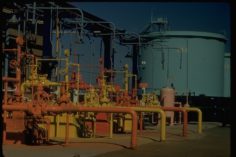 tanks and blending valves, Union Oil Company tanks and blending valves, Union Oil Company