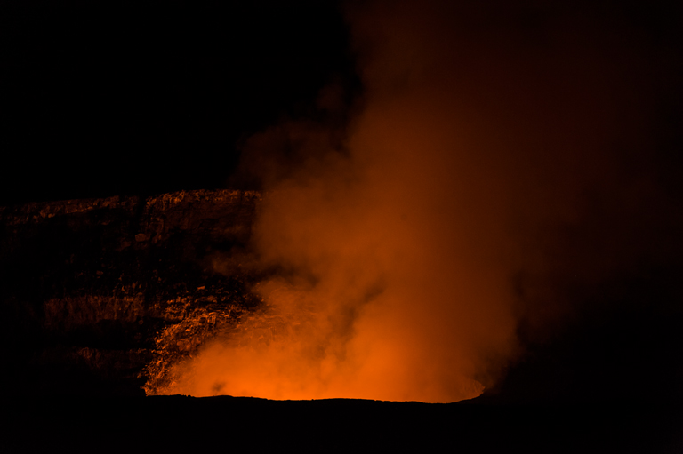 Nightime view of volcanic activity at Halemaʻumaʻu Crater on Hawaii's Big Island
